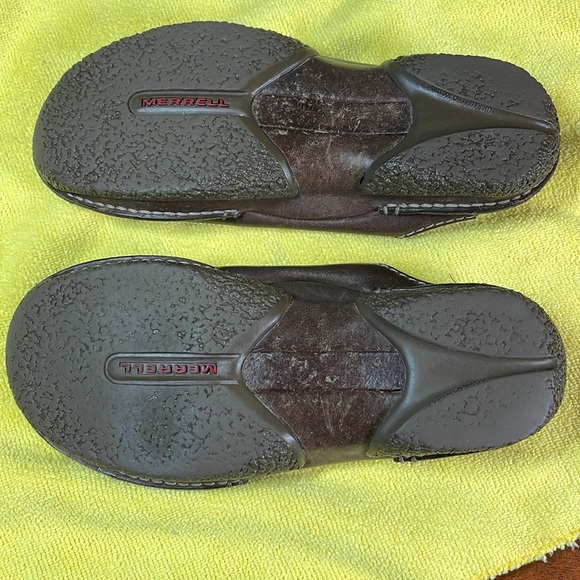 Merrill sandals. Well broke in. Size 7. Brown - Picture 8 of 16